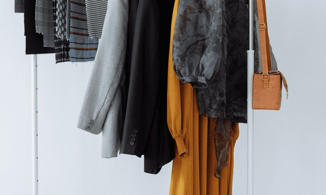 Capsule Wardrobe: So baust du eine nachhaltige Garderobe auf